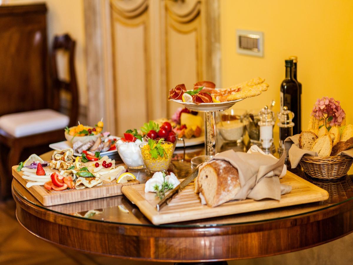 Relais Degli Angeli Residenza D'Epoca Bed & Breakfast Siena Luaran gambar